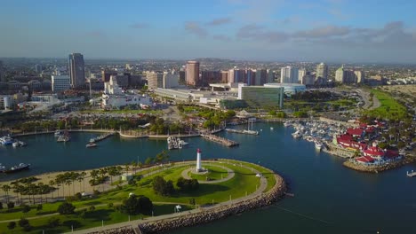 farol dos leões no porto de long beach com phantom 4 pro em 4k, filmagem aérea de drone