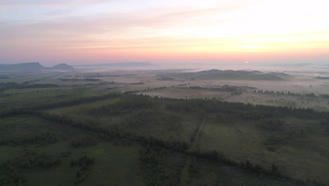 Amanecer-Sobre-Las-Estepas