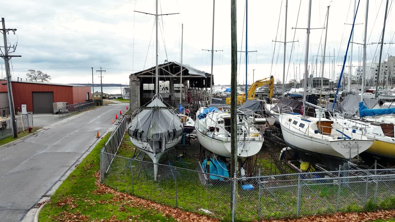 un edificio detenido durante la demostración