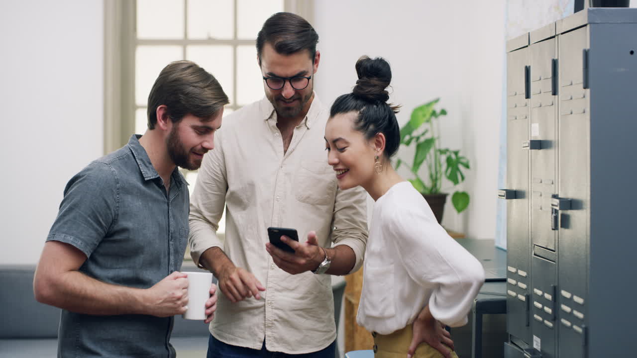 compartiendo algunas risas durante el descanso