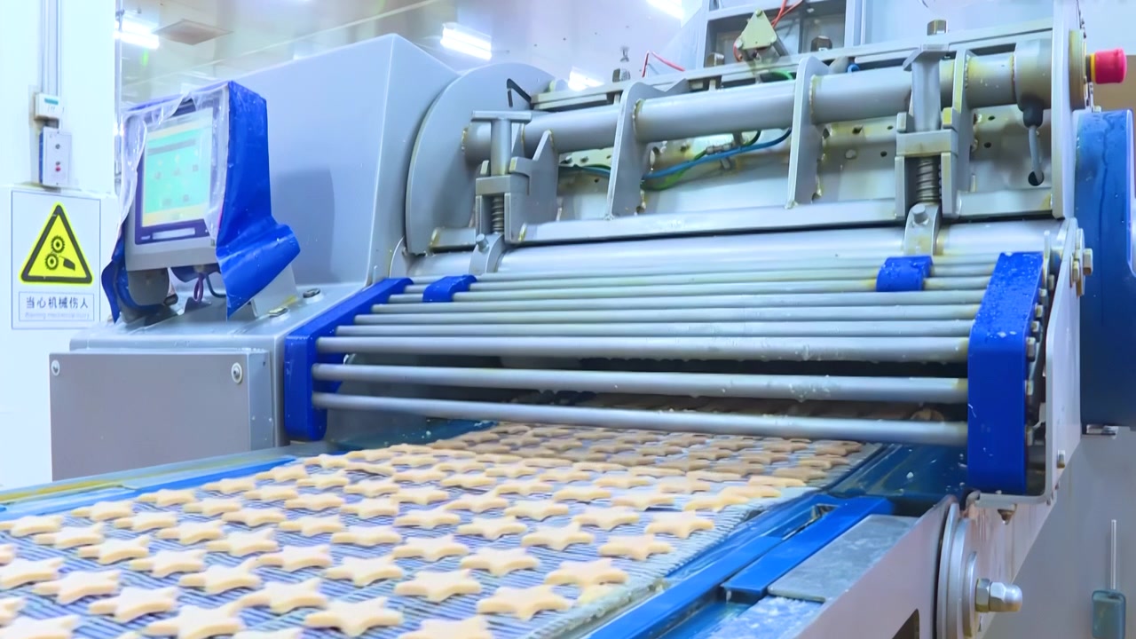 Mass production packaging of pastry gourmet hand-shredded bread products. Factory made packaged croissants. The productions dates last consumption dates are written on the packages. Sweet food concept