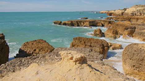 Panorama-Of-Atlantic-Ocean-With-Waves-And-Rock-Formations-In-Algarve,-Portugal