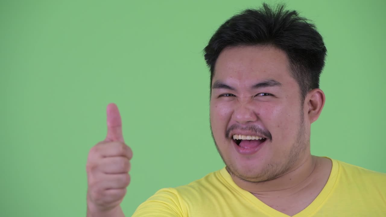 젊은, 잘생긴, 과체중인 아시아 남성