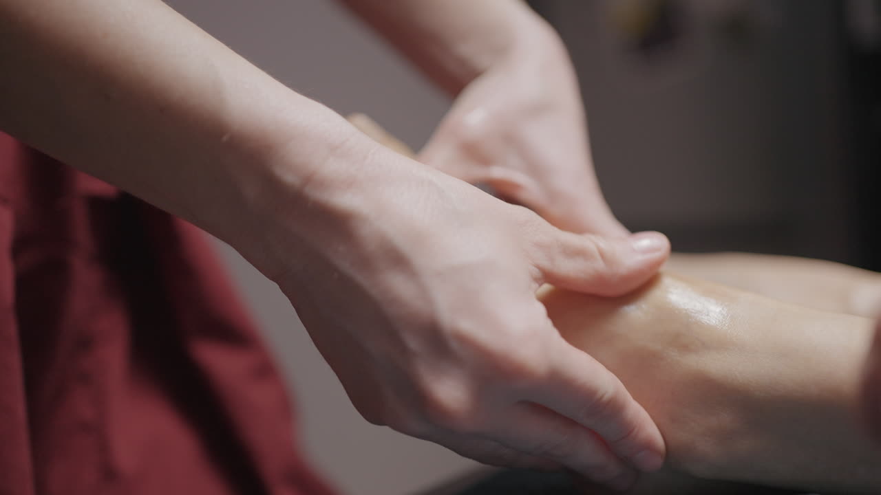 Massaggio ai piedi e alle mani