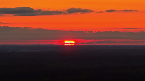 sunset sunrise gold sky golden hour twilight red big sun skyline horizon