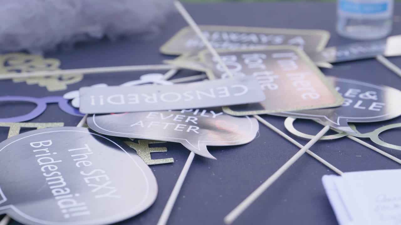 사진을 찍을 수 있는 재미있는 표지판