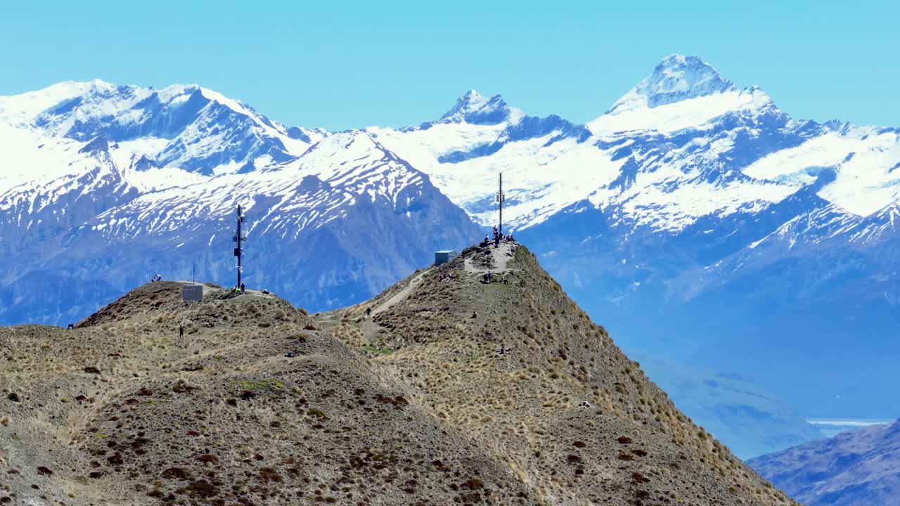 로이스 피크 산 정상 과 아름다운 높은 산 들 의 공중 파노라마, 뉴질랜드
