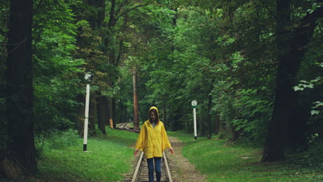 Girl-Walking-In-In-The-Park