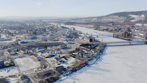 Die-Norwegische-Stadt-Skarnes-Im-Winter