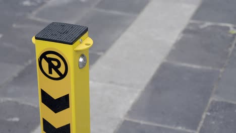 no parking post