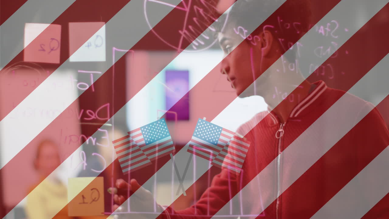 행복하고 다양한 사업가 그룹이 현대적인 사무실에서 회의 중에 일을 논의하고 있습니다.