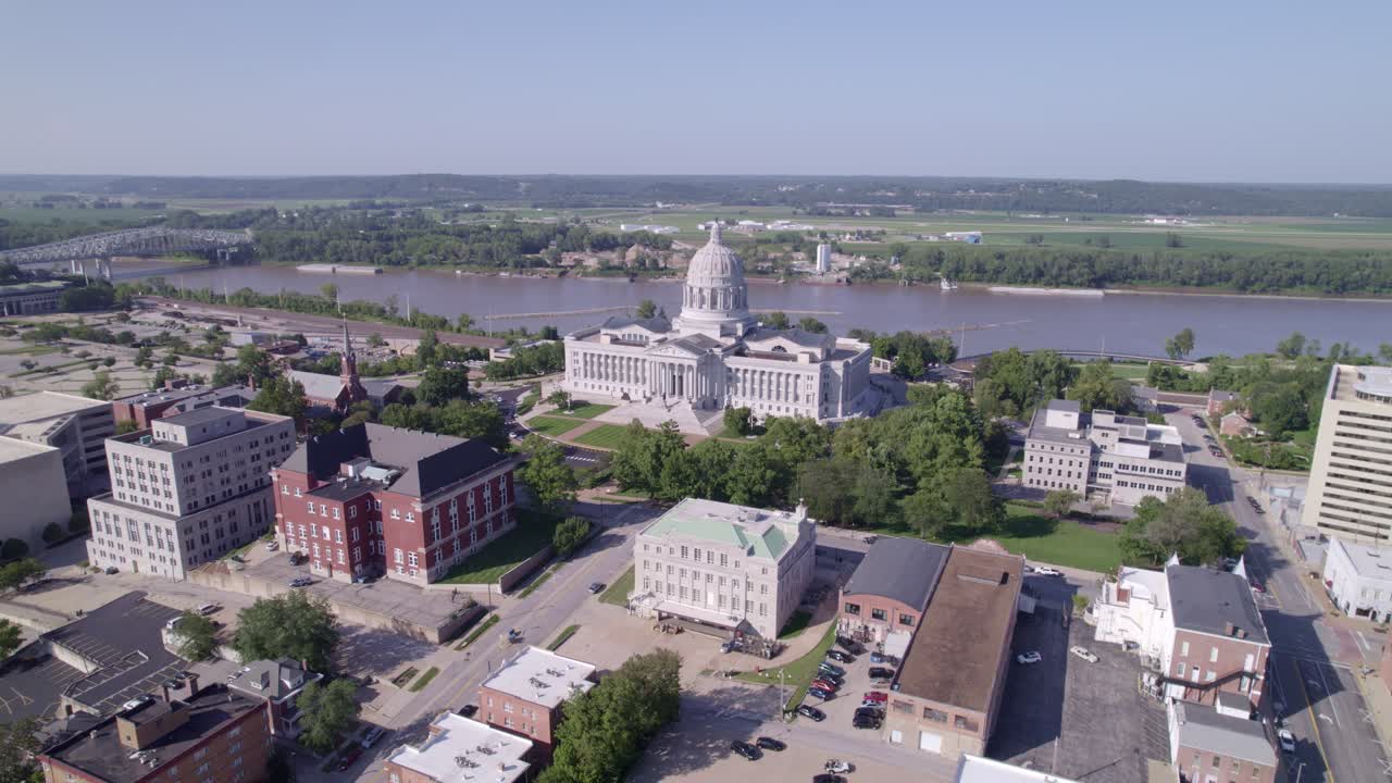 Explore Jefferson City's rich history and stunning skyline from above with captivating drone visuals.