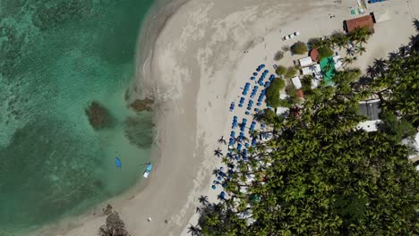 Isla-Tortuga-tropical-island-Costa-Rica-Central-America-palms-trees-ocean-and-beach