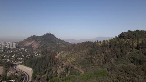acercar el cerro san cristobal en santiago de chile, antena uhd 4k
