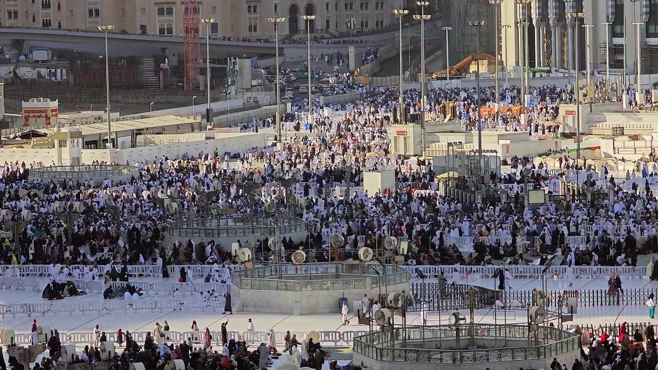 Crowd of Pilgrims Walking in Mecca During Hajj