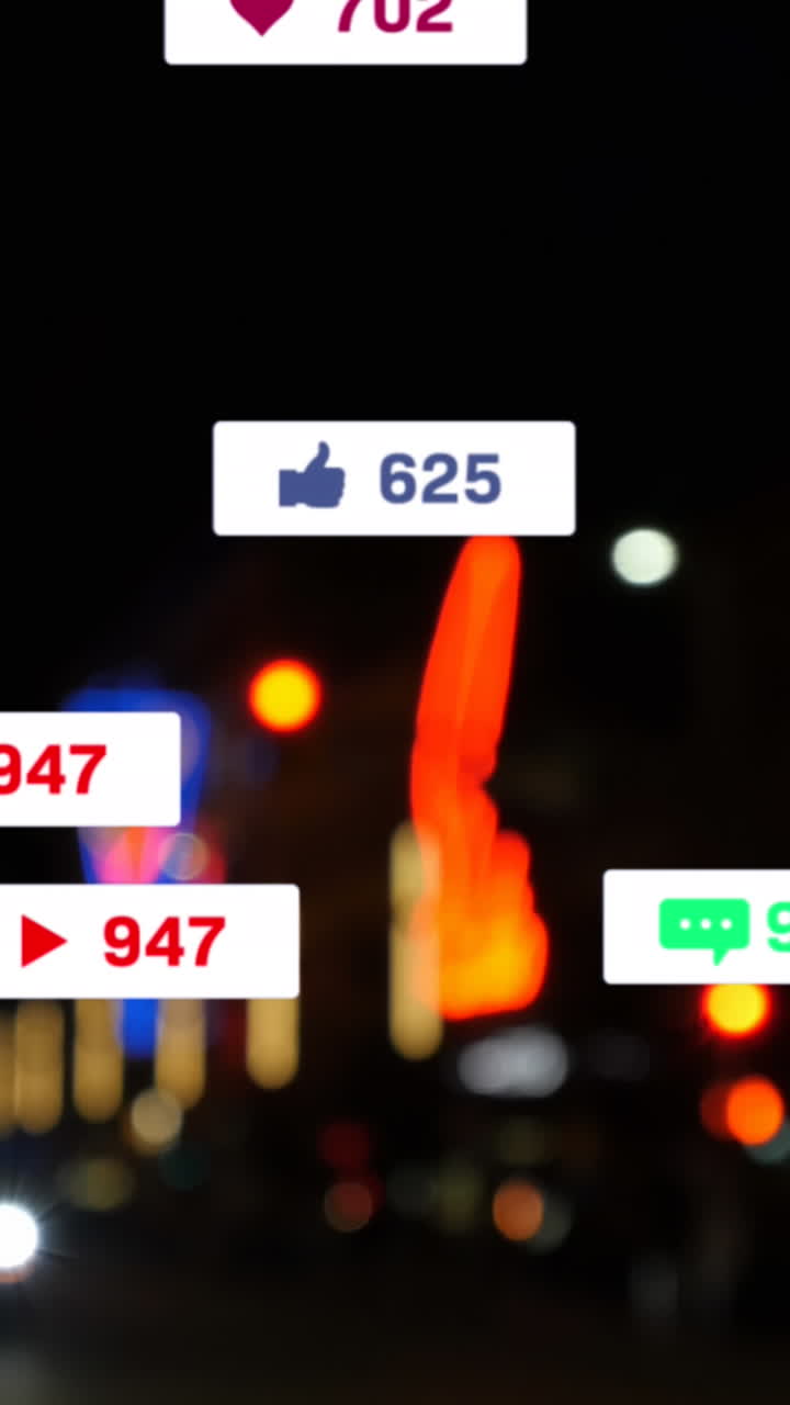 animación de iconos y números de redes sociales sobre el tráfico vial y las luces del paisaje urbano