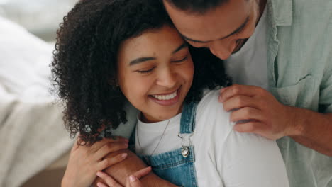 Amor,-Romance-Y-Sonrisa-Con-Una-Pareja-Negra