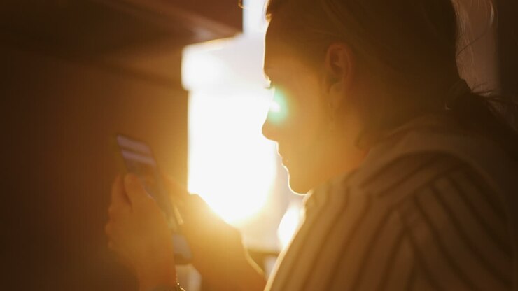 Close-Up Phone Browsing