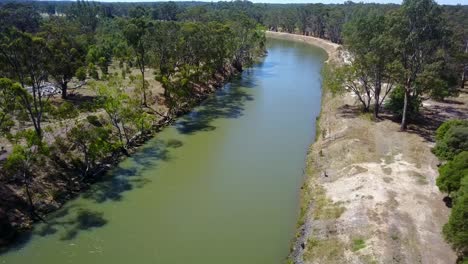 Aerial-footage-over-Stuart-Murray-Canal,-Victoria,-Australia