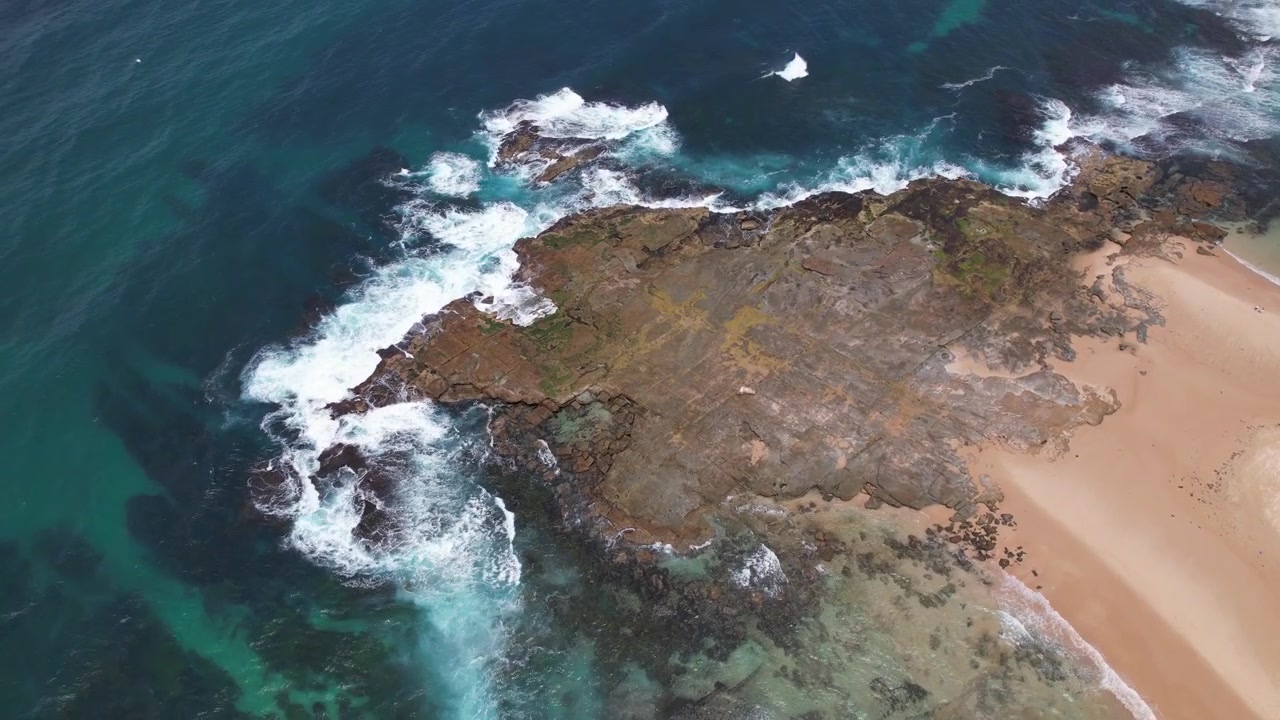 Veduta aerea su Pelican Point a Norah Head, NSW, Australia - Ripresa con drone