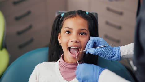 child dental examination