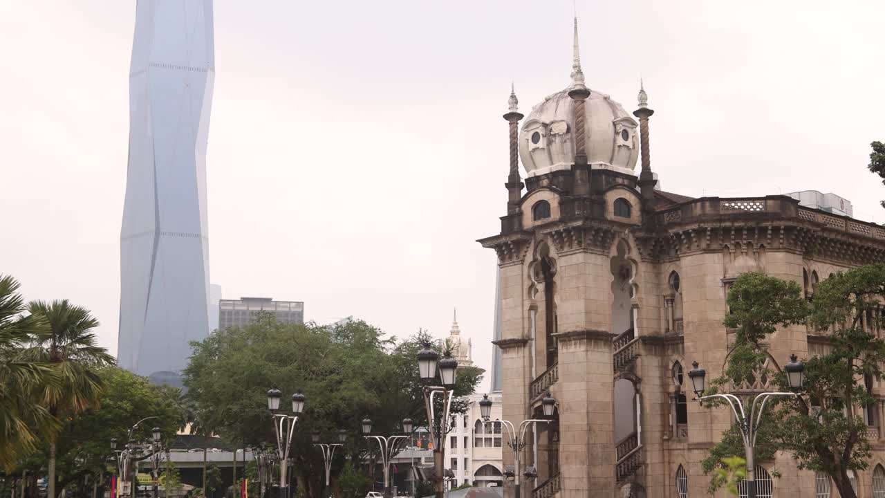 vista de la torre ultra moderna merdeka 118, el segundo edificio más alto del mundo en kuala lumpur, malasia