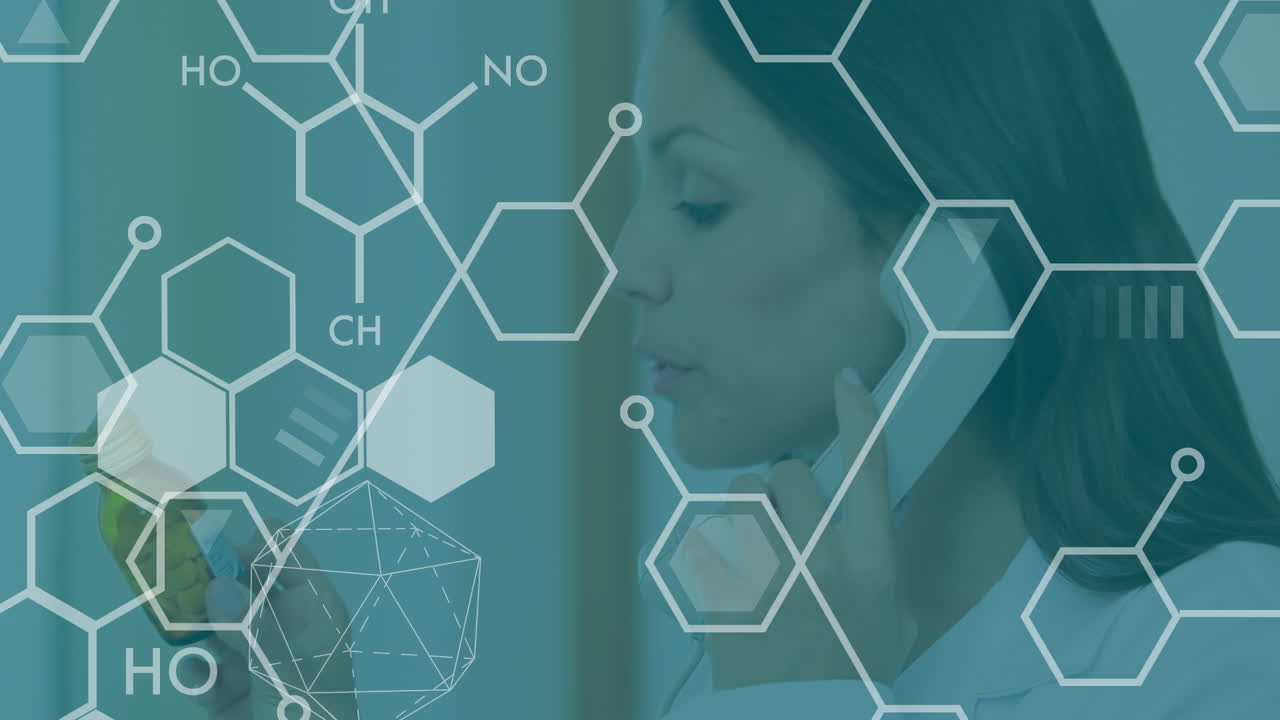 두 인종의 여성 의사가 전화로 이야기하는 화학 공식의 애니메이션