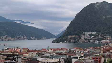 paisaje del lago lugano de día