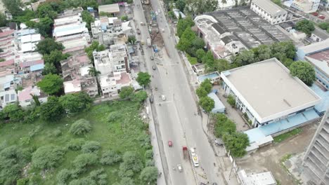 Vista-Aérea-De-La-Construcción-Del-Ferrocarril-Del-Metro-De-Chennai-En-La-Carretera-Del-Monte-Poonamallee