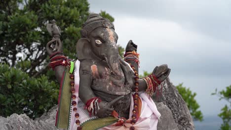 Ganesha-Figur-Im-Buddhistischen-Tempel