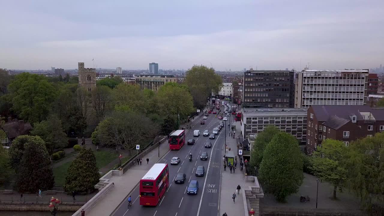 Drone shot of traffic to overview of London.mp4