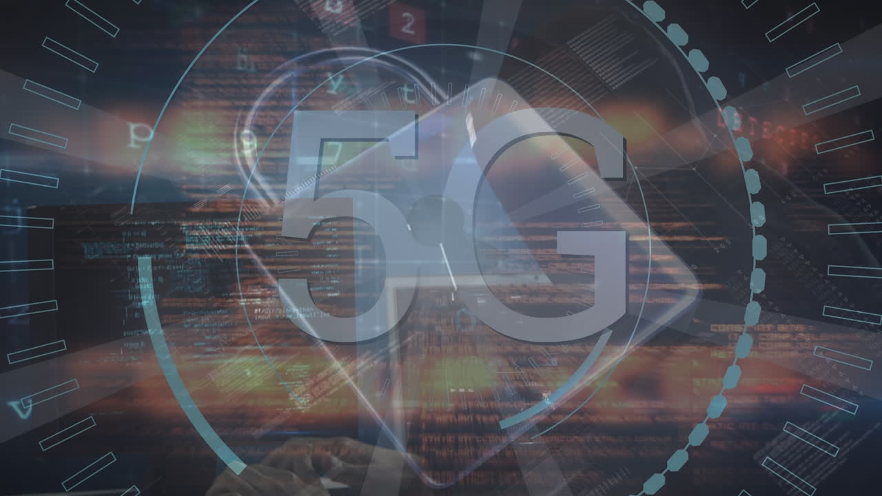 animación de 5g, candado digital y datos a través de pantallas