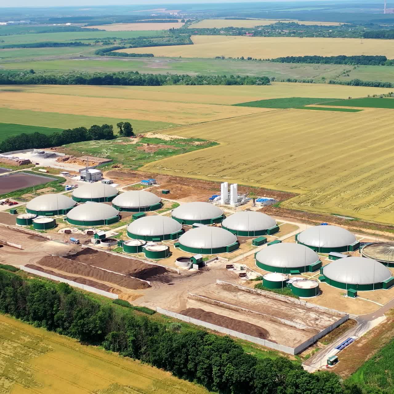Biogas plant with storage tanks. Biogas plant for power generation and energy