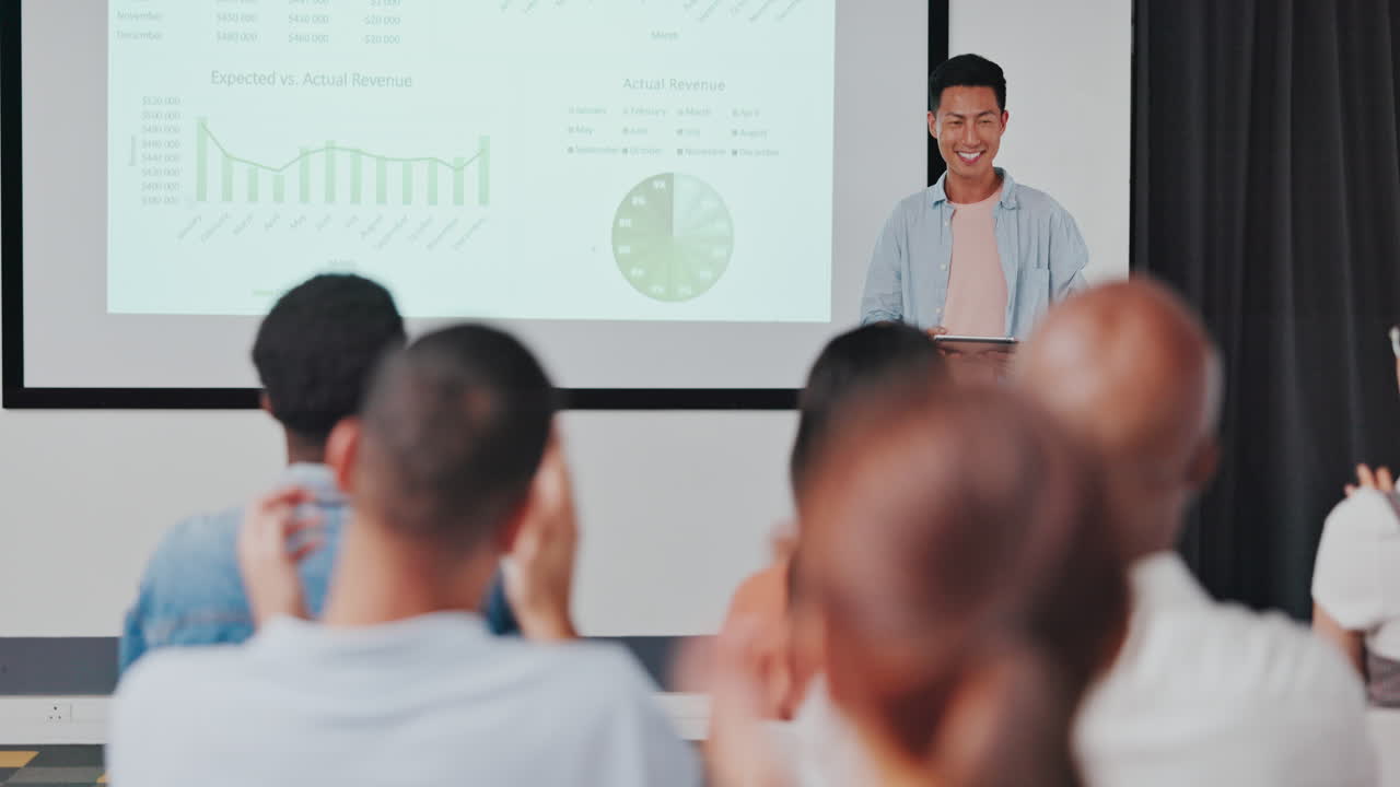 박수, 관객 및 사업가 프레젠테이션