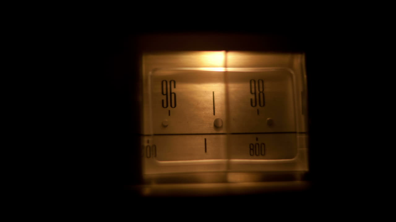 Radio Light 38