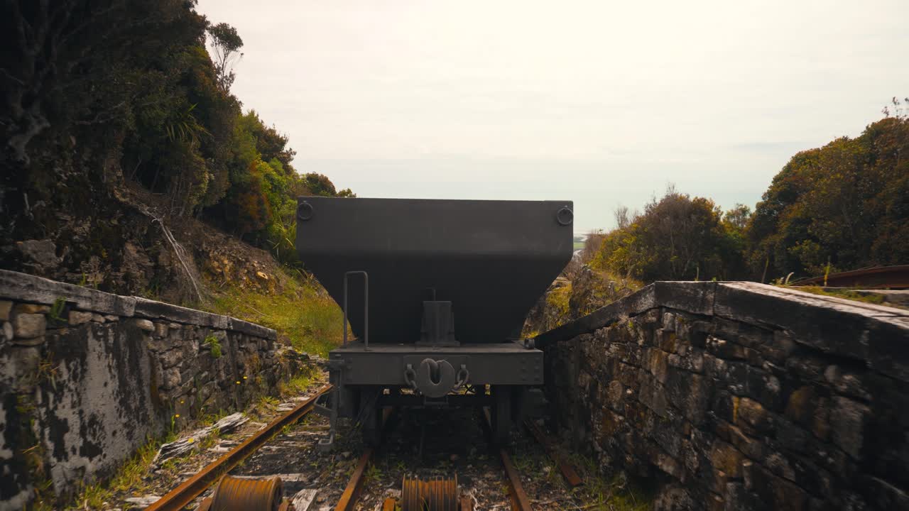 una antigua mina de carbón abandonada en nueva zelanda