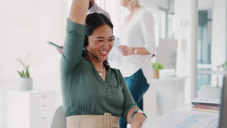 Callcenter,-Menschen-Und-Erfolgsfeier