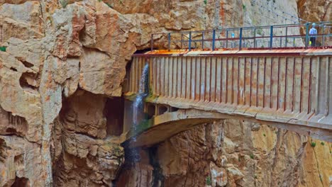 Puente-Viejo-En-Caminito-Del-Rey,-Al-Sur-De-España