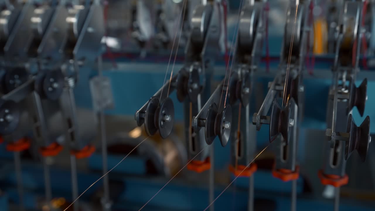 Industrial Wire Threading Machine