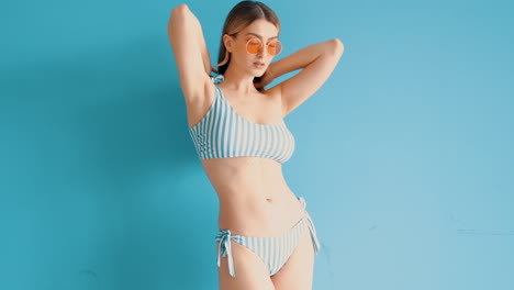 woman in striped bikini