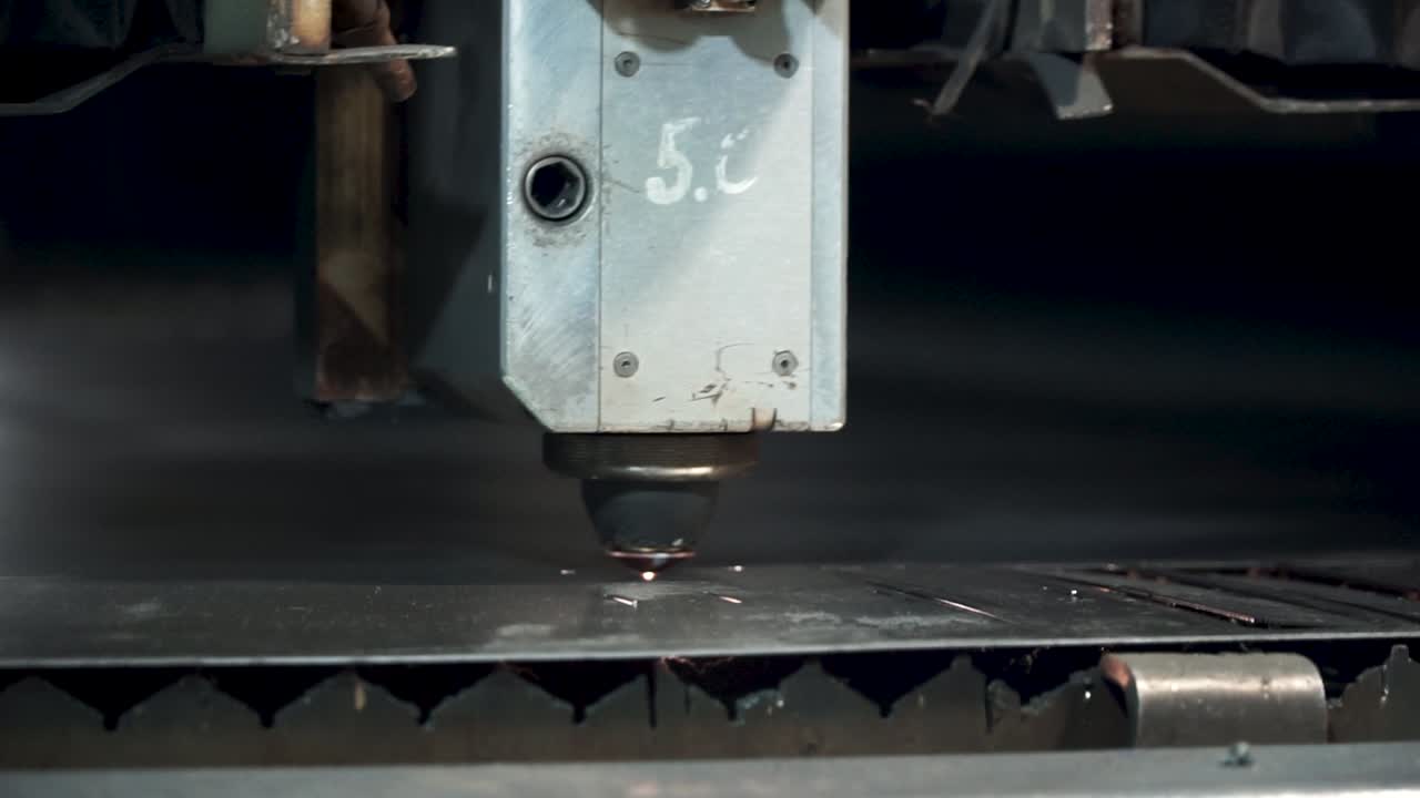 레이저 절단 금속 판