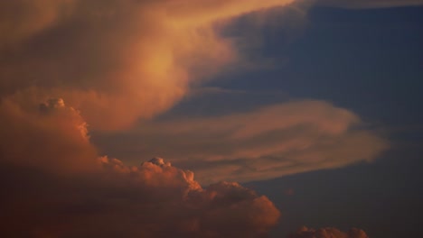 lapso de tiempo de nubes rosas