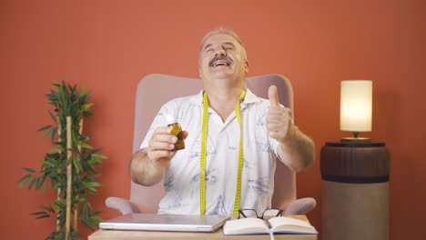 dieting old man makes a choice.
