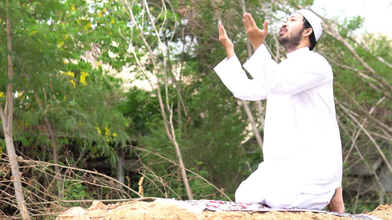 젊은 아시아 무슬림