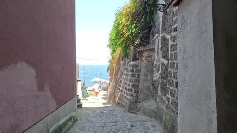 pathway leading to a beach in sorrento