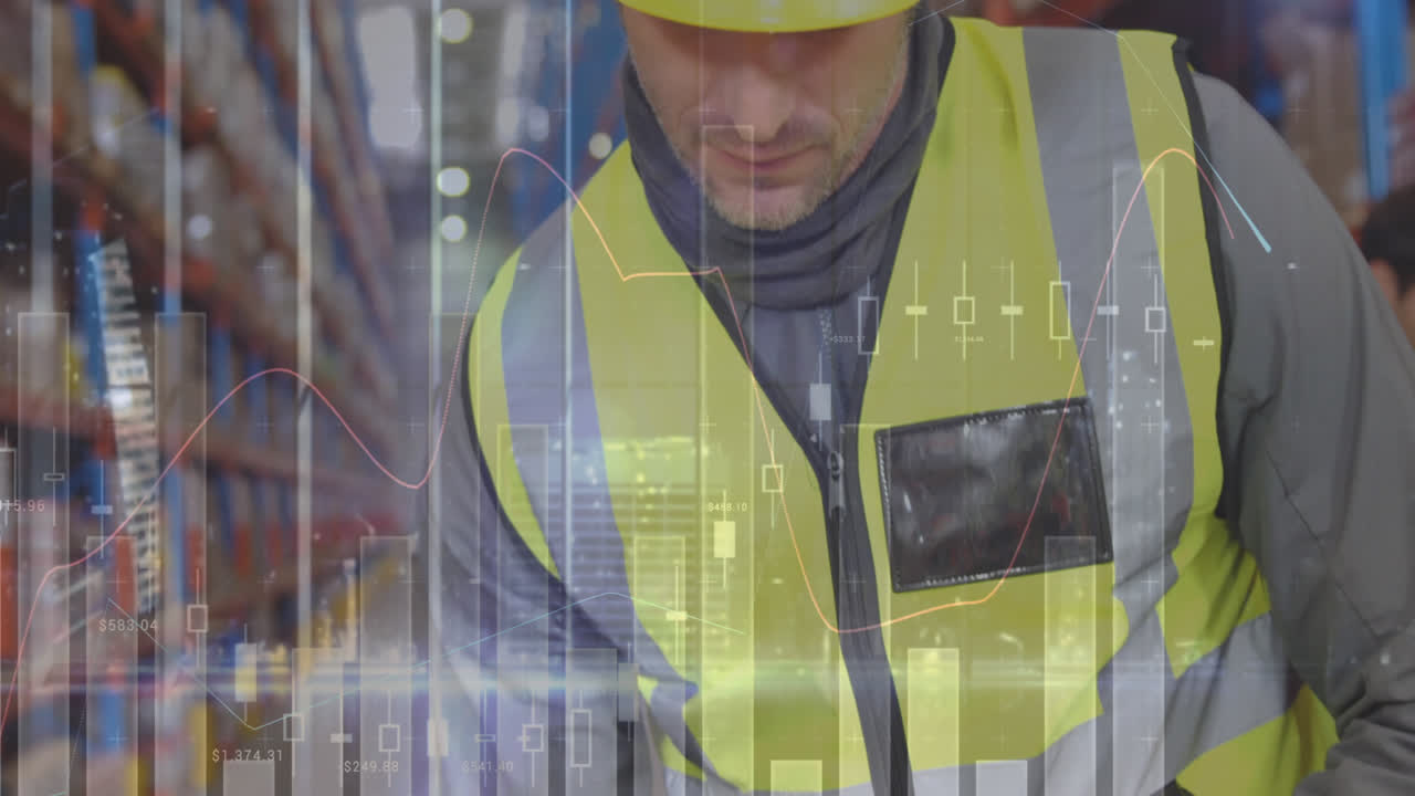 animación del procesamiento de datos sobre el hombre que trabaja en el almacén