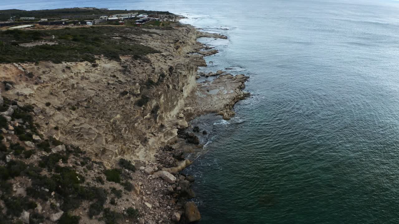 vista aérea de delikli koy, cesme turquía