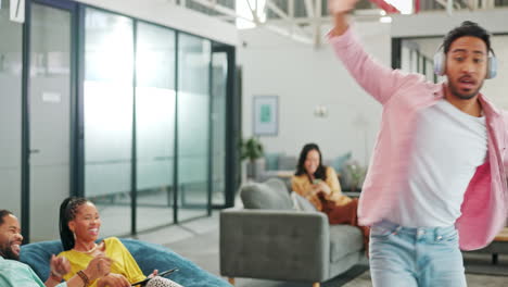 hombre bailando, gente de negocios feliz