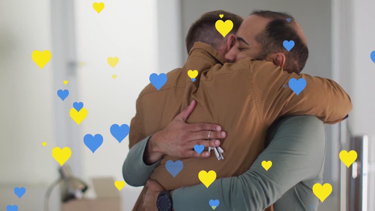 animación de iconos de corazón sobre una pareja gay diversa abrazándose