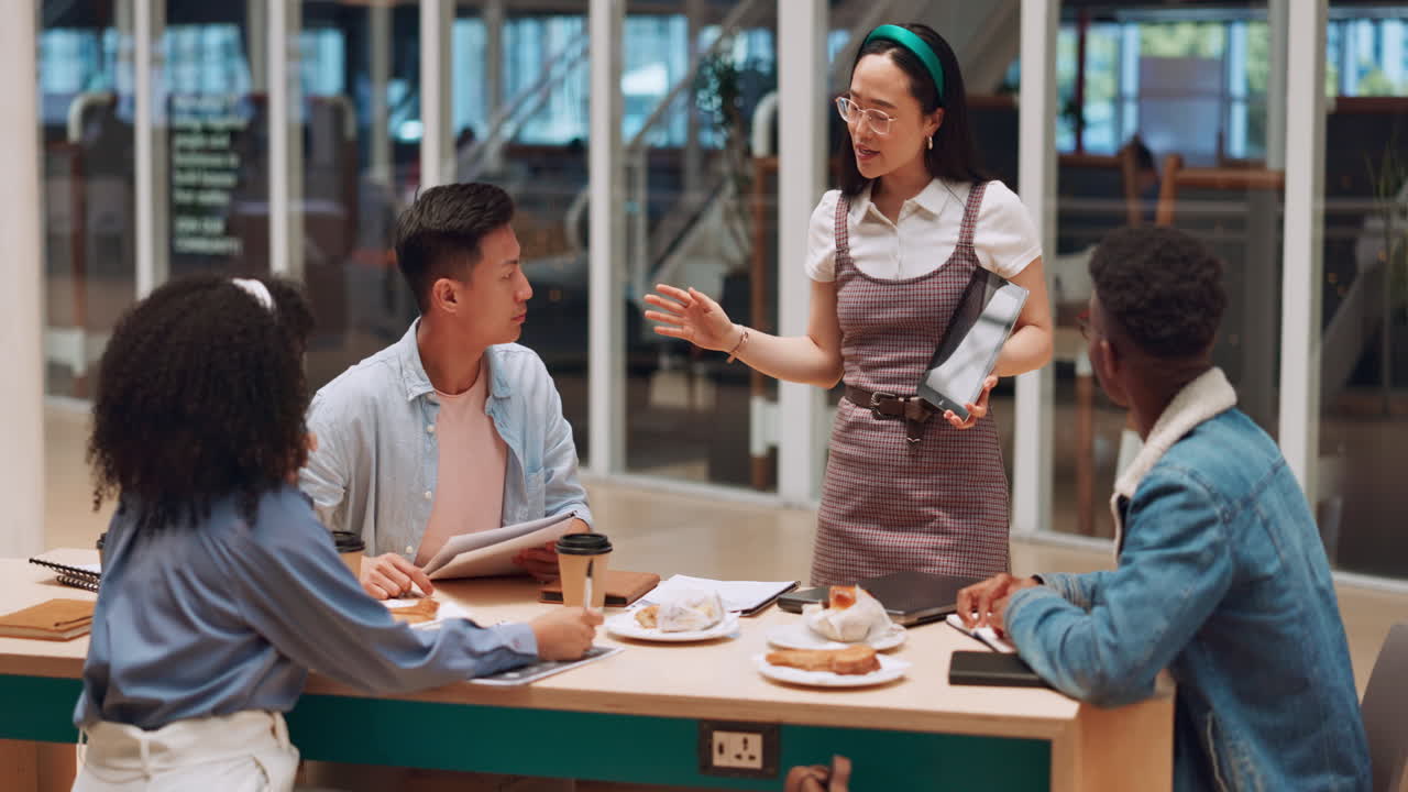 다양성 학생, 레스토랑